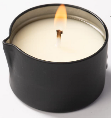 Mmhmm Aromatics Massage Candle - Massage à Trois